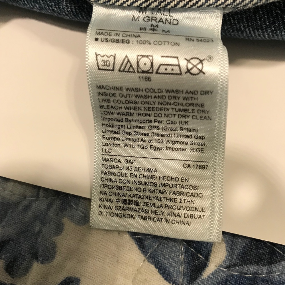 Trucker GAP Denim Jacket- M Tall - Picture 3 of 12
